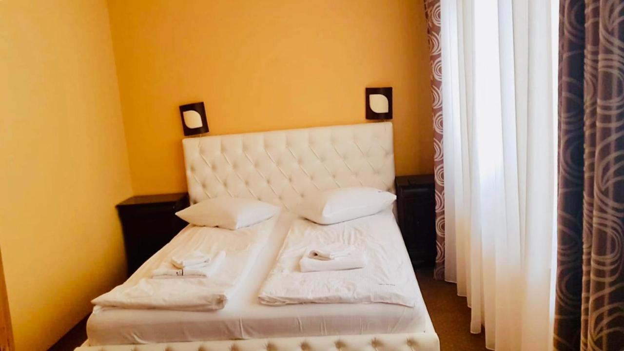 Haus Am Berg Villa Vartop Bagian luar foto